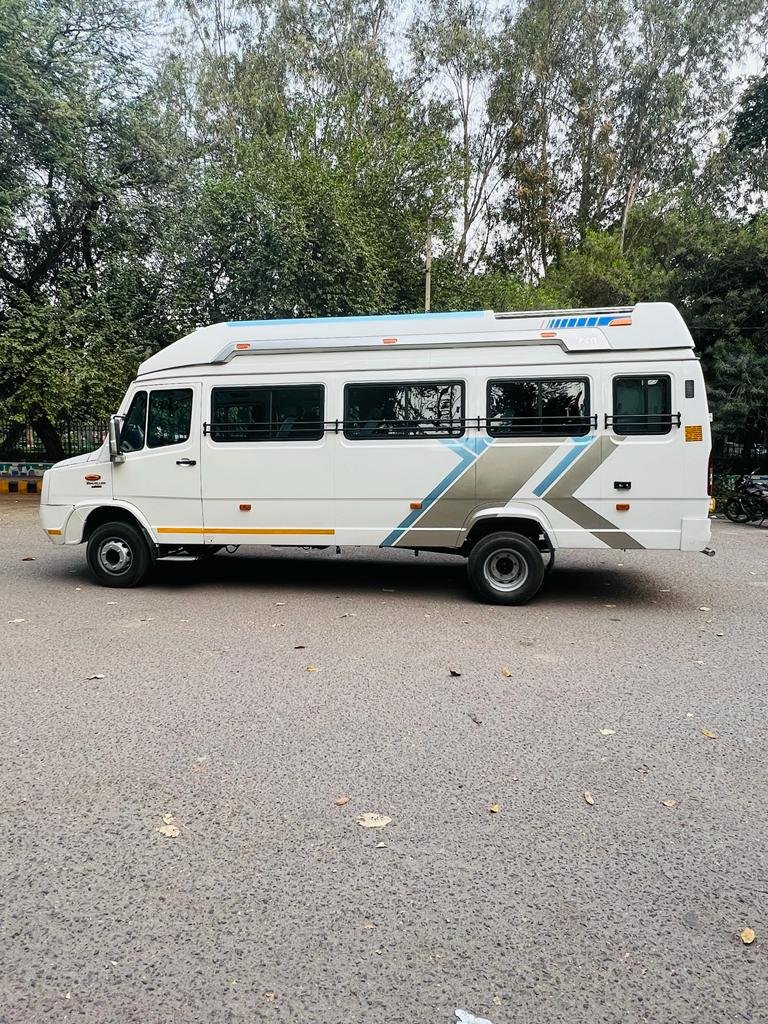 16 Seater Tempo Traveller on rent in Delhi