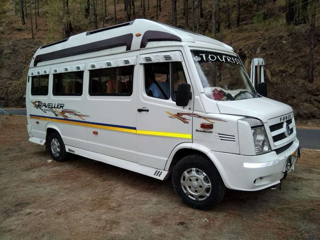 16 Seater Force Urbania on rent in Delhi